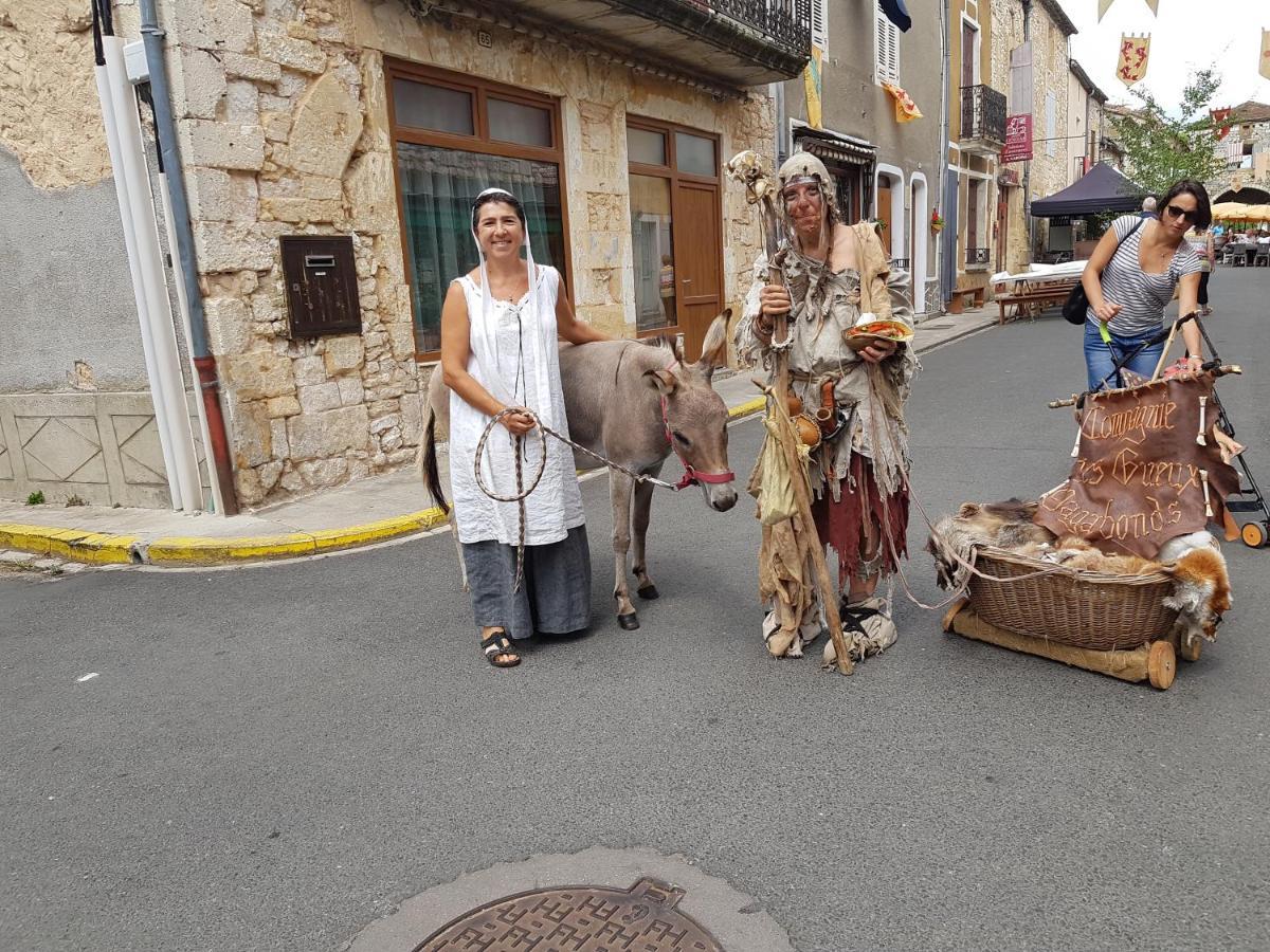 Capdrot Gite Equestre Domaine Des Crins - Monpazier المظهر الخارجي الصورة
