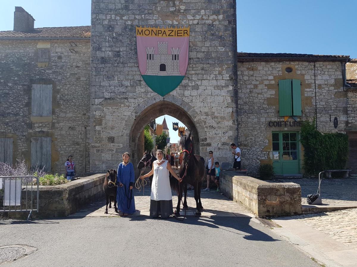 Capdrot Gite Equestre Domaine Des Crins - Monpazier المظهر الخارجي الصورة